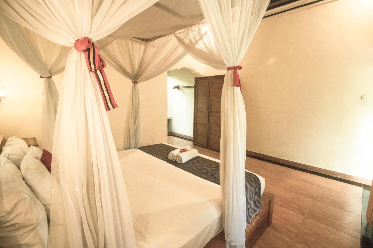 Trijaya Pensión Pemuteran Exterior foto