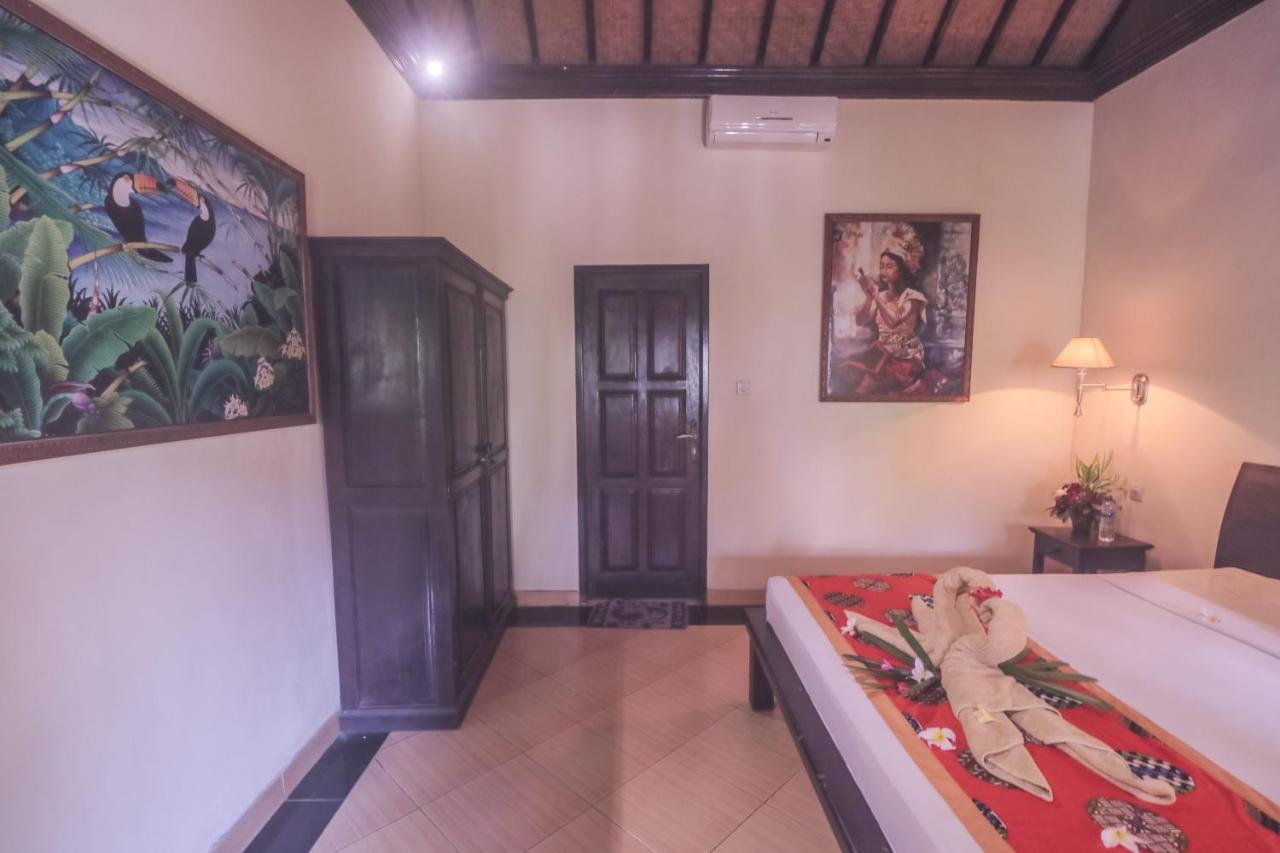 Trijaya Pensión Pemuteran Exterior foto