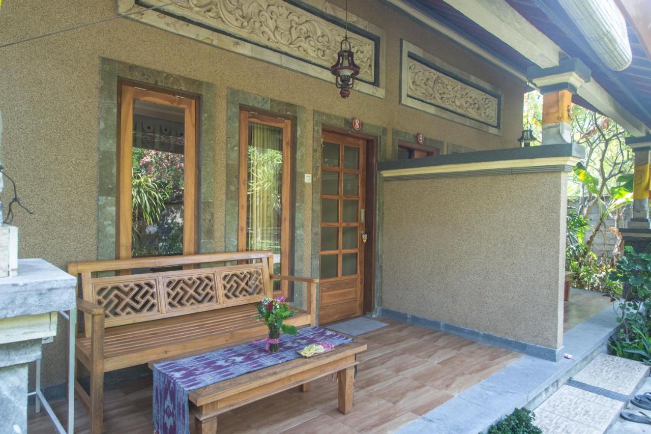 Trijaya Pensión Pemuteran Exterior foto